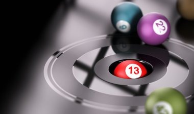 aktor toto platform interface showing football markets and live-dealer tables